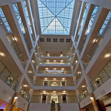 מלון South Bradenton Doubletree By Hilton Sarasota Bradenton Airport מראה חיצוני תמונה