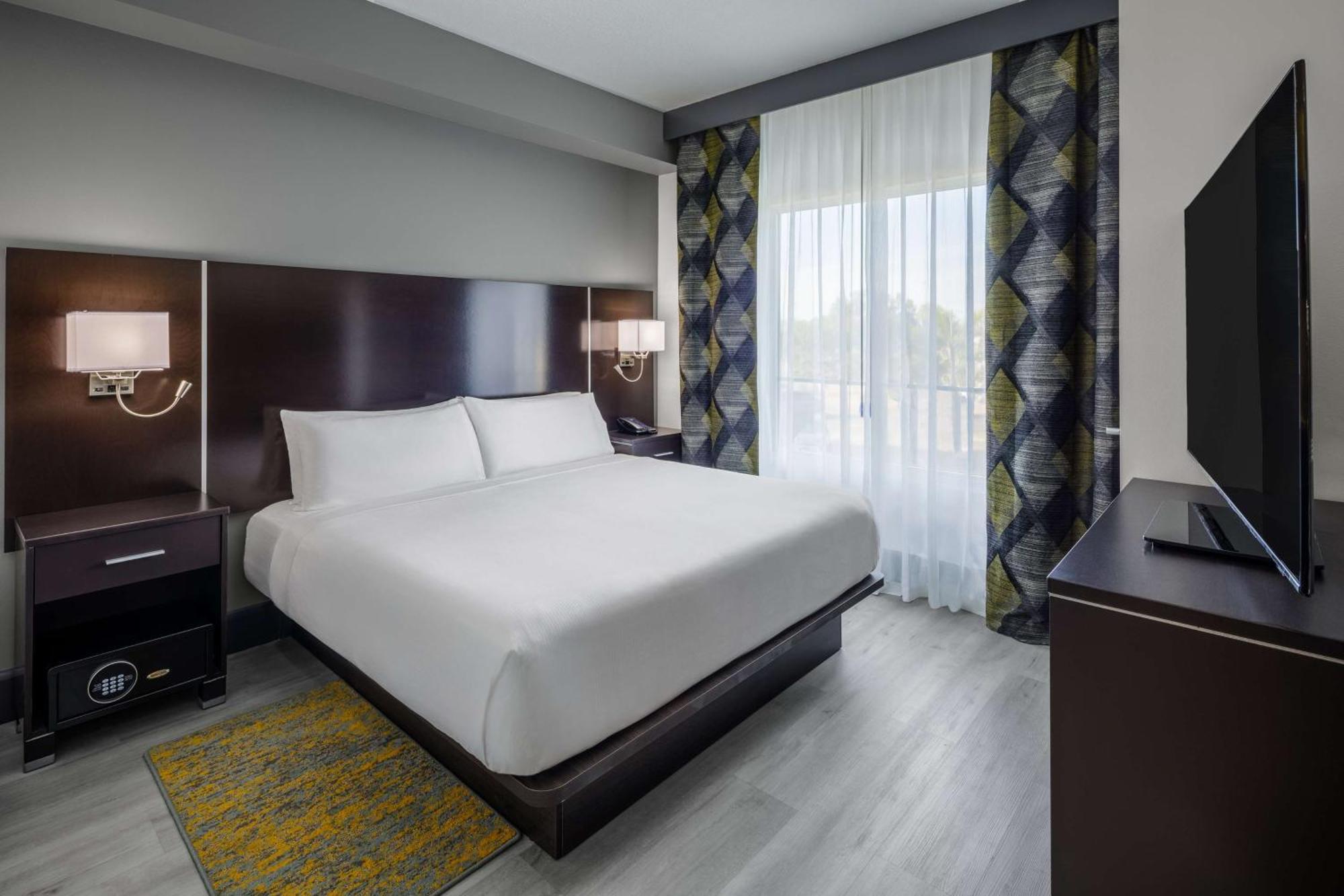 מלון South Bradenton Doubletree By Hilton Sarasota Bradenton Airport מראה חיצוני תמונה