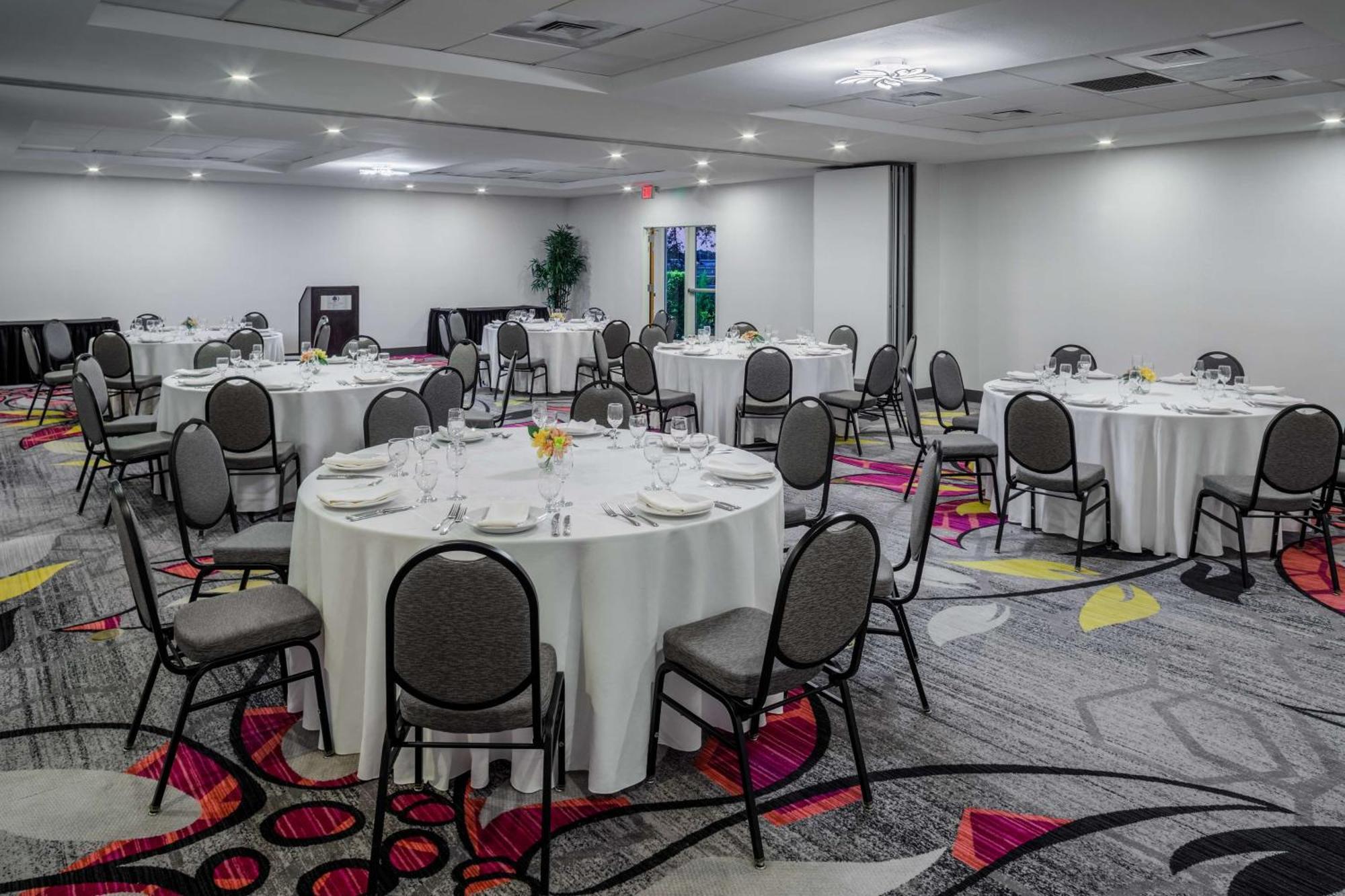 מלון South Bradenton Doubletree By Hilton Sarasota Bradenton Airport מראה חיצוני תמונה