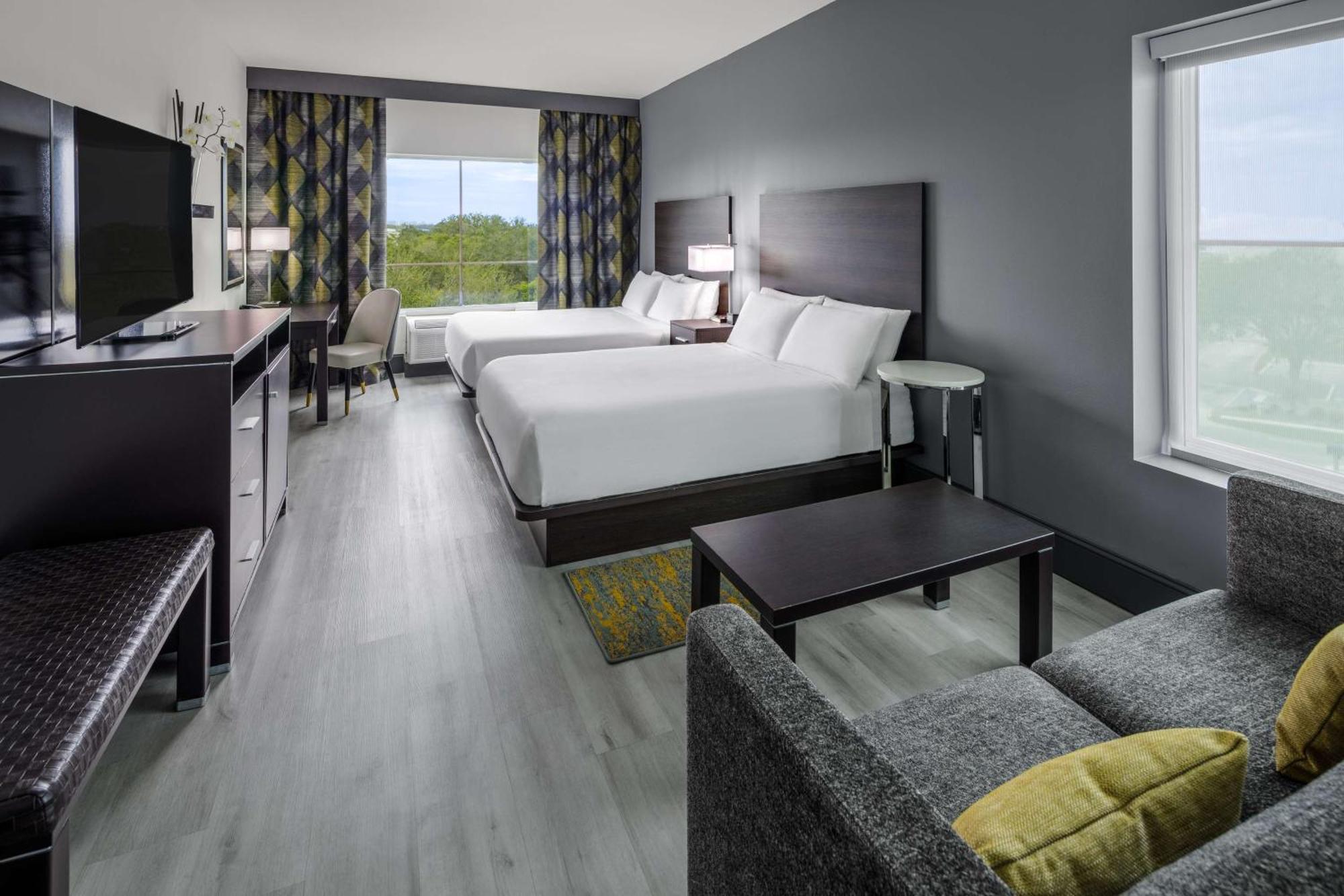 מלון South Bradenton Doubletree By Hilton Sarasota Bradenton Airport מראה חיצוני תמונה