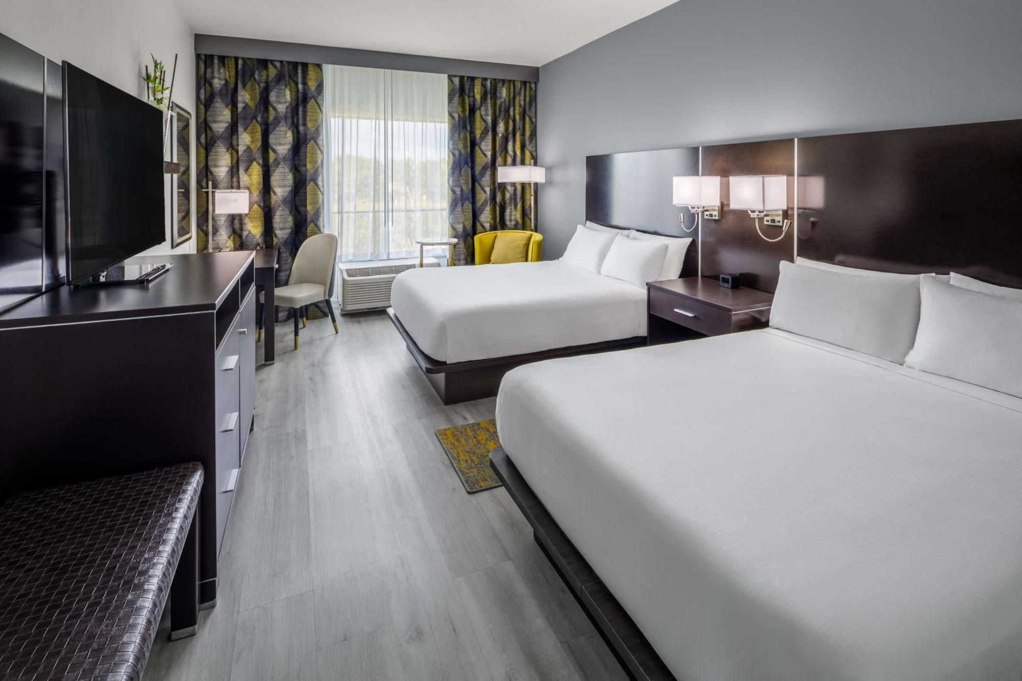 מלון South Bradenton Doubletree By Hilton Sarasota Bradenton Airport מראה חיצוני תמונה