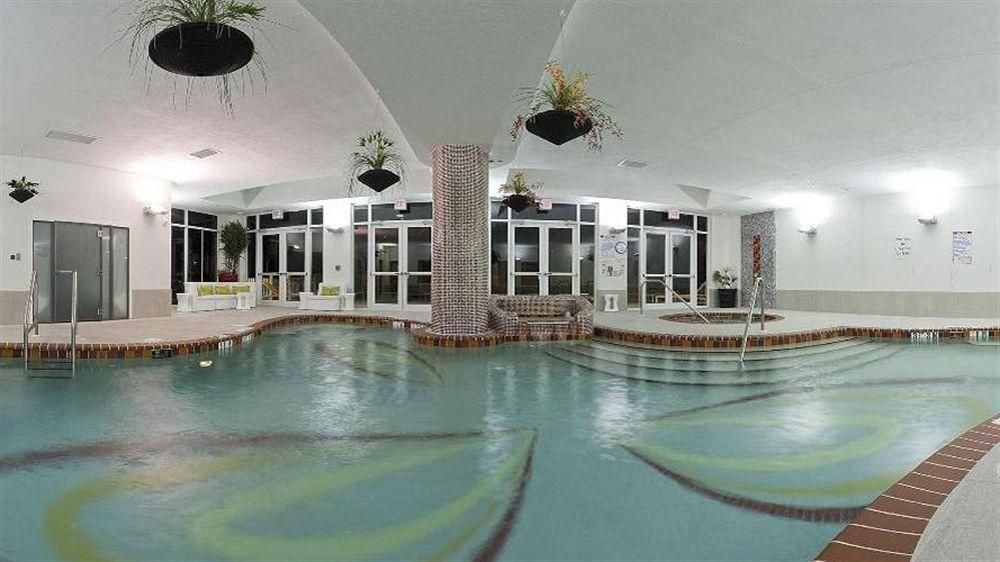 מלון South Bradenton Doubletree By Hilton Sarasota Bradenton Airport מראה חיצוני תמונה